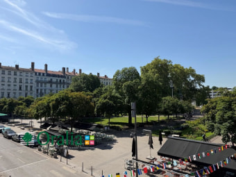 Image 1 - Appartement · Lyon (69002) · 2 pièces · 60m²
