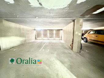 Image 1 - Parking · Bordeaux (33000)