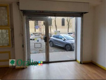Image 1 - Local commercial · Lyon (69006) · 55m²