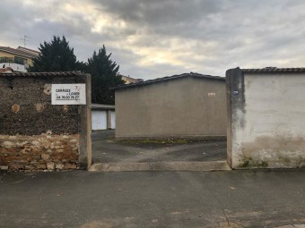 Image 1 - Parking · Villefranche Sur Saone (69400)