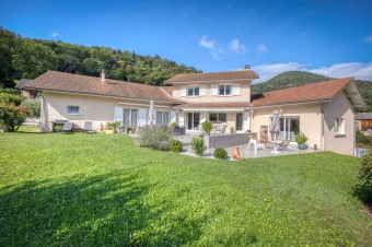 Image 1 - Maison/villa · St Martin D Uriage (38410) · 7 pièces · 210m²