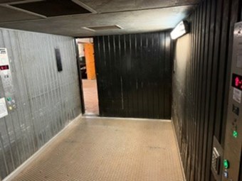 Image 2 - Parking/box · Paris (75014) · 10m²