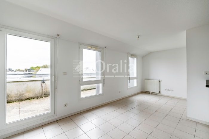 Image 4 sur 9 - Appartement  ·  Vente · Le Haillan (33185) · 3 pièces · 62m²