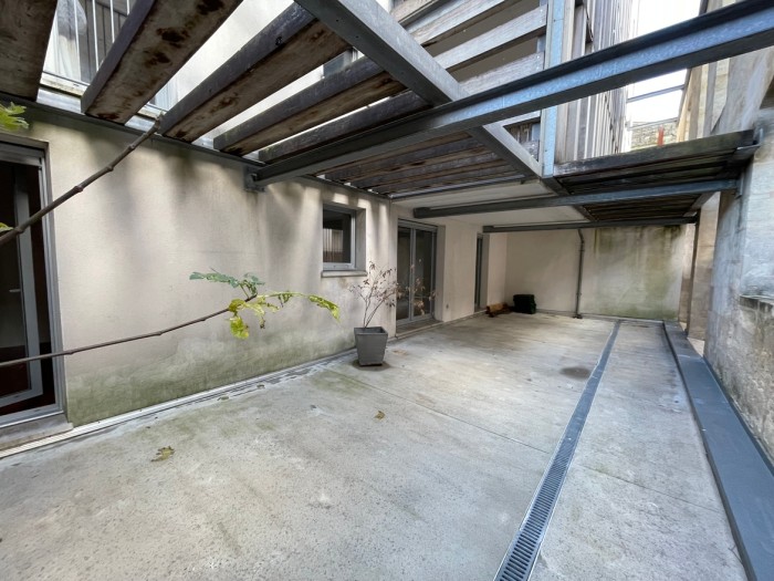 Image 2 sur 9 - Appartement  ·  Vente · Bordeaux (33300) · 4 pièces · 91m²