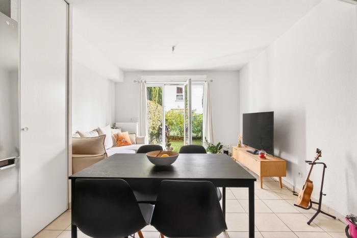 Image 2 sur 10 - Appartement  ·  Vente · Merignac (33700) · 2 pièces · 47m²