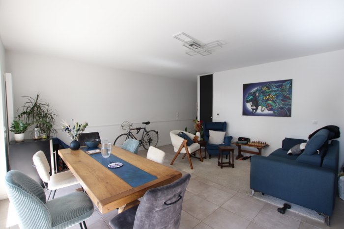 Image 2 sur 8 - Appartement  ·  Vente · Bordeaux (33100) · 4 pièces · 83m²