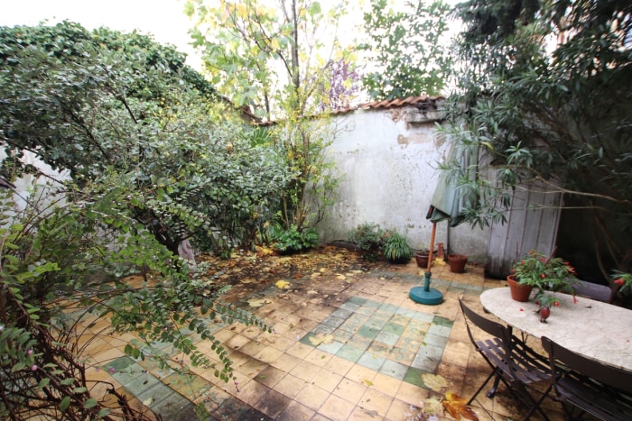 Image 8 sur 9 - Appartement  ·  Vente · Bordeaux (33000) · 4 pièces · 102m²