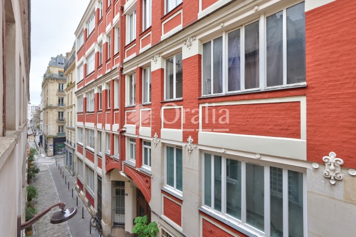 Image 1 sur 9 - Appartement  ·  Vente · Paris (75011) · 1 pièce · 24m²