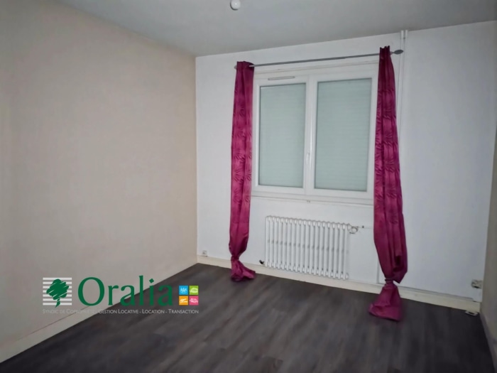 Image 6 sur 8 - Appartement  ·  Vente · Jassans Riottier (01480) · 3 pièces · 63m²