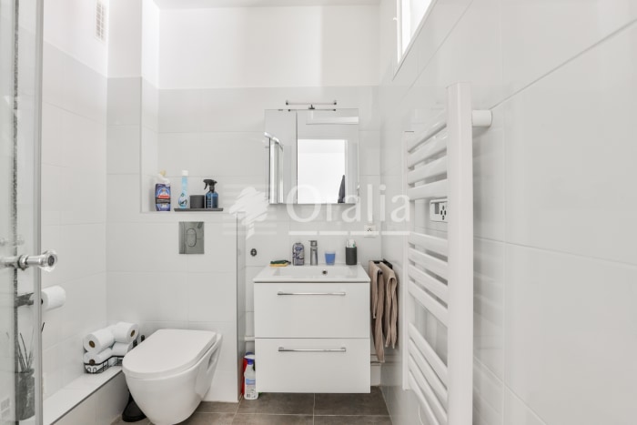 Image 7 sur 9 - Appartement  ·  Vente · Paris (75011) · 1 pièce · 24m²