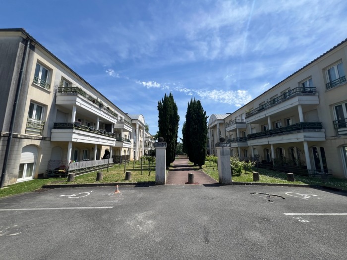 Image 3 sur 10 - Appartement  ·  Vente · Cenon (33150) · 3 pièces · 63m²