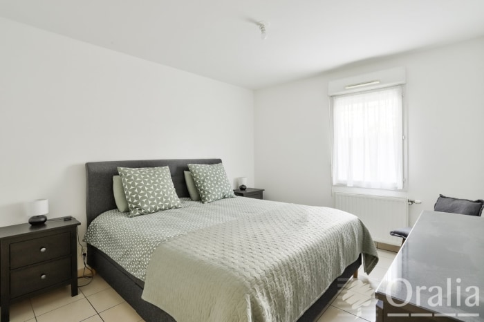 Image 7 sur 10 - Appartement  ·  Vente · Vaulx En Velin (69120) · 3 pièces · 57m²