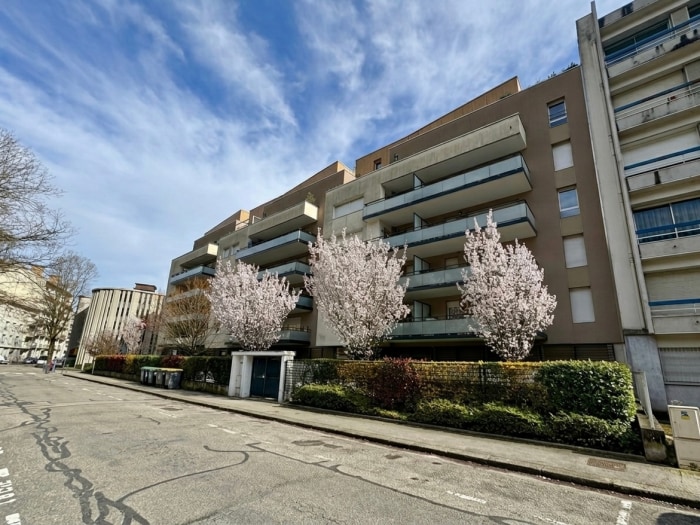 Image 3 sur 9 - Appartement  ·  Vente · Grenoble (38000) · 2 pièces · 43m²