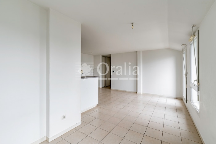Image 5 sur 9 - Appartement  ·  Vente · Le Haillan (33185) · 3 pièces · 62m²