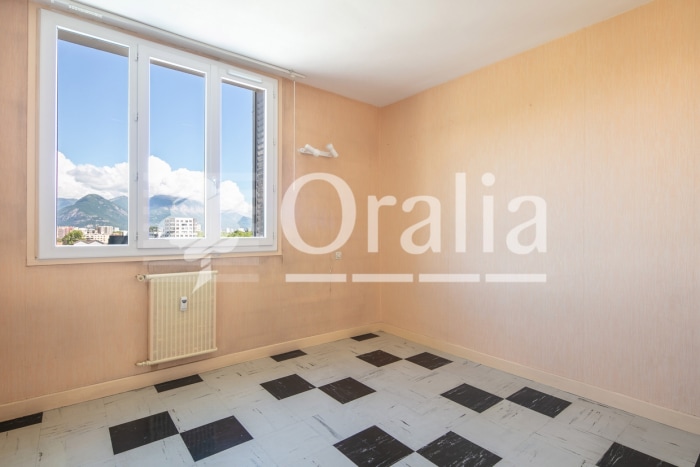 Image 3 sur 10 - Appartement  ·  Vente · Le Pont De Claix (38800) · 4 pièces · 66m²