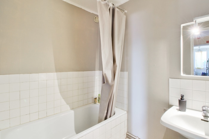 Image 3 sur 8 - Appartement  ·  Vente · Dijon (21000) · 2 pièces · 47m²