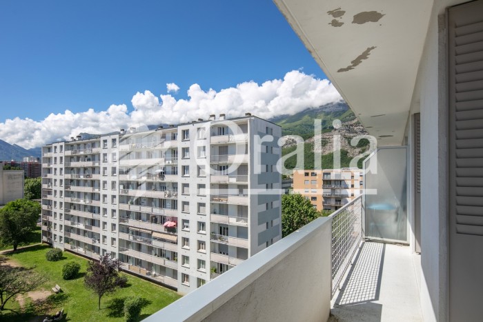 Image 9 sur 10 - Appartement  ·  Vente · Le Pont De Claix (38800) · 4 pièces · 66m²
