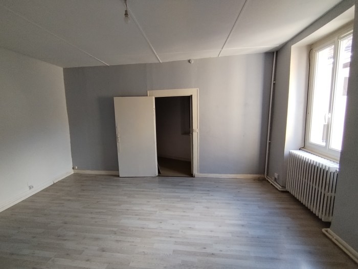 Image 7 sur 8 - Maison/villa  ·  Vente · Jujurieux (01640) · 5 pièces · 105m²