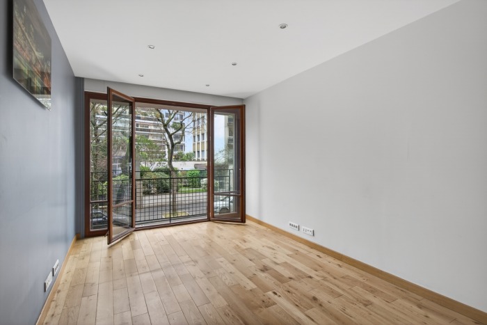 Image 8 sur 13 - Appartement  ·  Vente · Paris (75016) · 5 pièces · 121m²