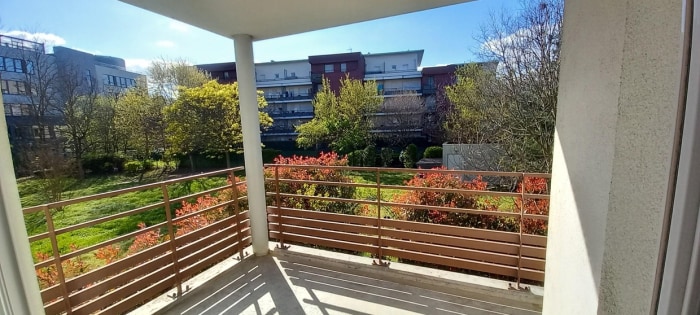 Image 1 sur 12 - Appartement  ·  Vente · Vaulx En Velin (69120) · 2 pièces · 47m²