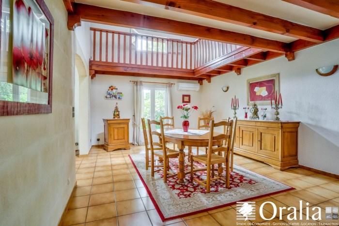 Image 8 sur 14 - Maison/villa  ·  Vente · Bordeaux (33200) · 6 pièces · 135m²