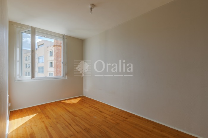 Image 8 sur 12 - Appartement  ·  Vente · Lyon (69008) · 4 pièces · 64m²