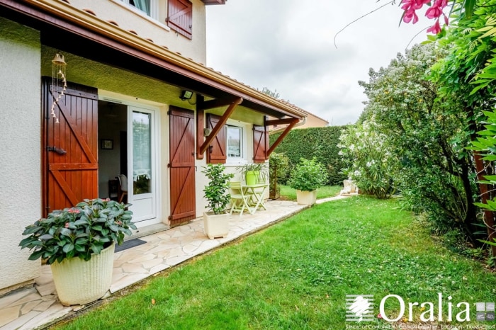 Image 3 sur 14 - Maison/villa  ·  Vente · Bordeaux (33200) · 6 pièces · 135m²