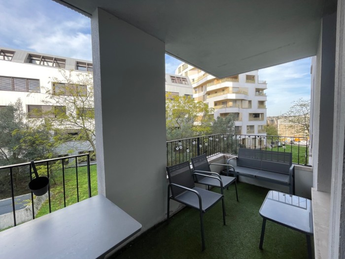 Image 2 sur 8 - Appartement  ·  Vente · Bordeaux (33300) · 3 pièces · 71m²