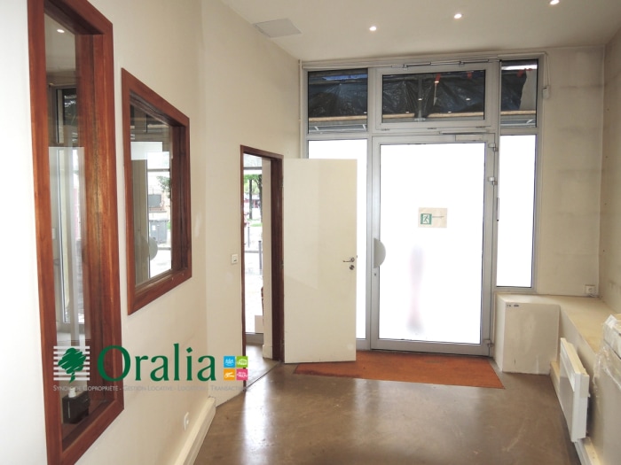 Image 3 sur 11 - Local  ·  Vente · Paris (75020) · 171m²