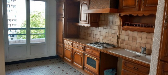 Image 13 sur 17 - Appartement  ·  Vente · Caluire Et Cuire (69300) · 3 pièces · 58m²