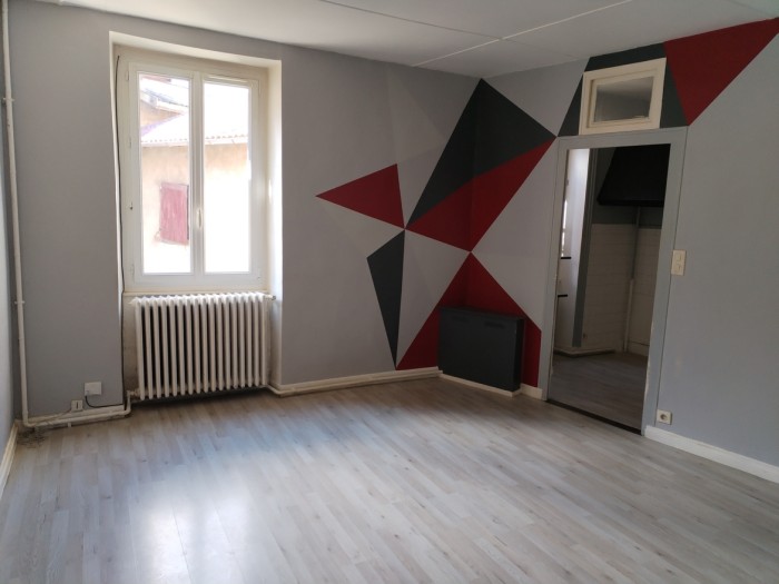Image 6 sur 8 - Maison/villa  ·  Vente · Jujurieux (01640) · 5 pièces · 105m²