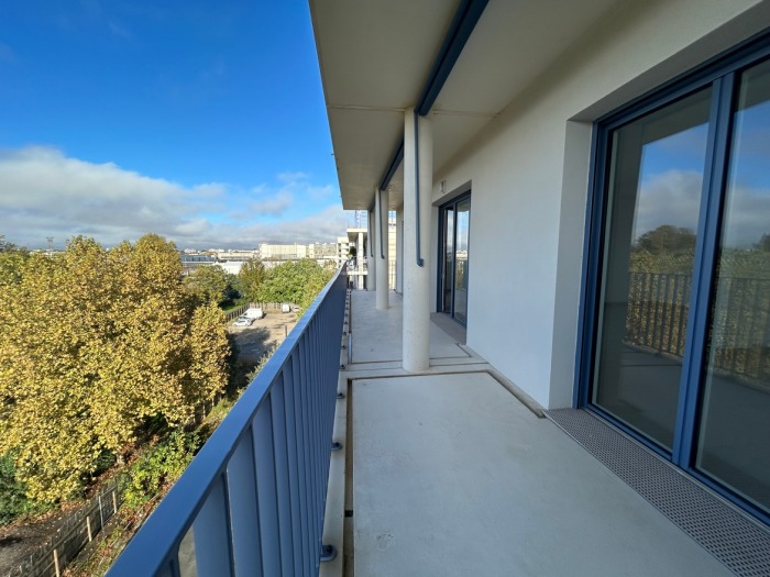 Image 11 sur 13 - Appartement  ·  Vente · Bordeaux (33800) · 5 pièces · 96m²
