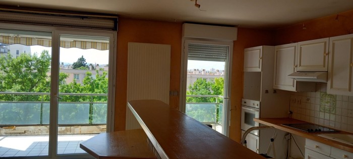 Image 6 sur 15 - Appartement  ·  Vente · Villeurbanne (69100) · 3 pièces · 69m²