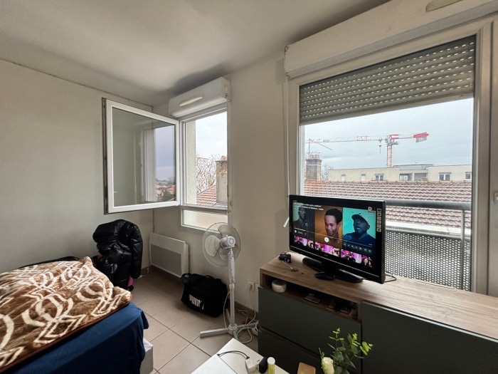 Image 2 sur 3 - Appartement  ·  Vente · Vaulx En Velin (69120) · 1 pièce · 22m²