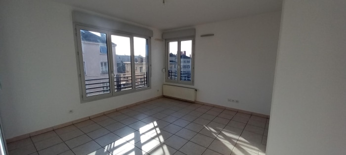 Image 2 sur 19 - Appartement  ·  Vente · Tassin La Demi Lune (69160) · 2 pièces · 40m²