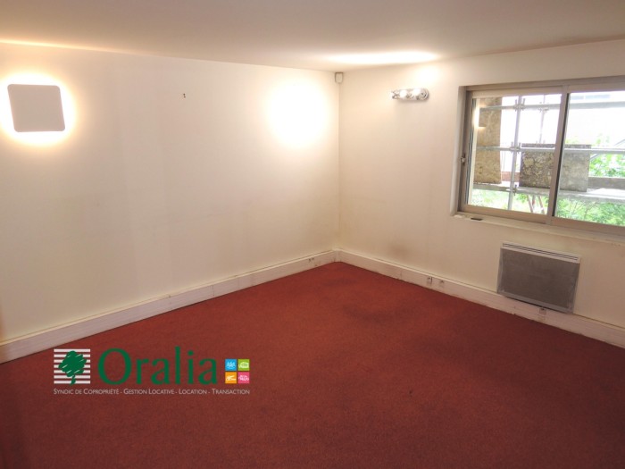 Image 7 sur 11 - Local  ·  Vente · Paris (75020) · 171m²