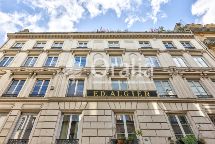 Image 1 sur 12 - Appartement  ·  Vente · Paris (75003) · 2 pièces · 40m²