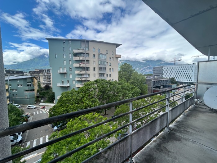 Image 6 sur 8 - Appartement  ·  Vente · Grenoble (38000) · 3 pièces · 66m²