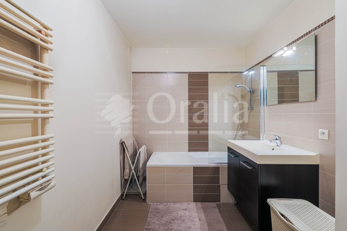 Image 11 sur 15 - Appartement  ·  Vente · Grenoble (38100) · 2 pièces · 44m²