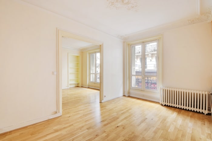 Image 8 sur 13 - Appartement  ·  Vente · Paris (75009) · 4 pièces · 76m²