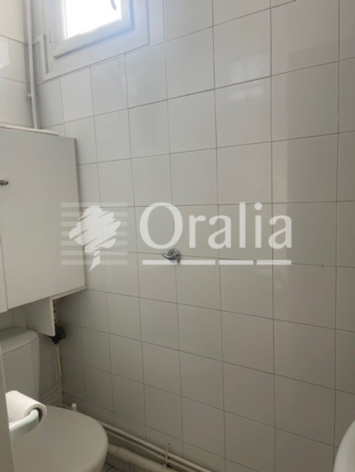 Image 5 sur 10 - Local  ·  Location · Marseille (13010) · 62m²