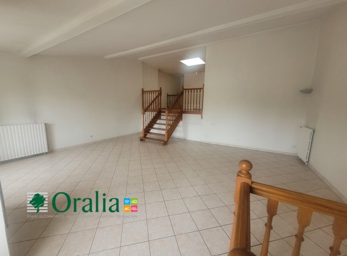 Image 1 sur 6 - Appartement  ·  Location · Listrac Medoc (33480) · 3 pièces · 91m²