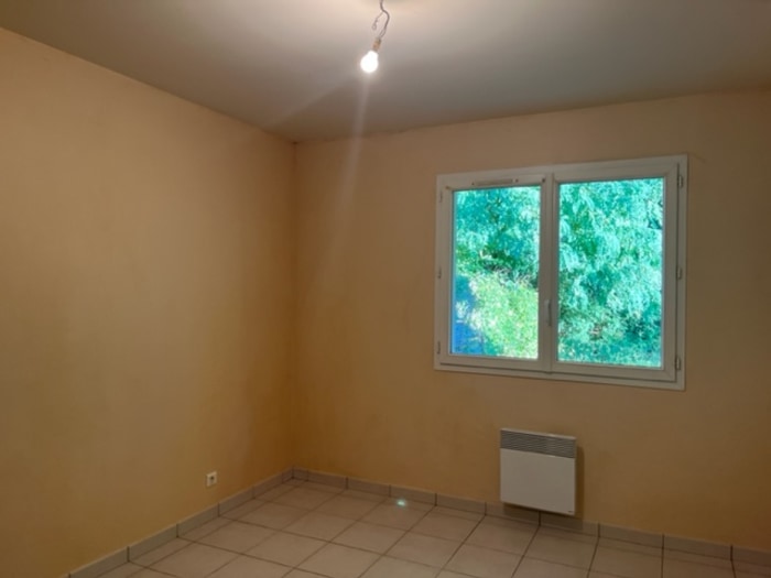 Image 3 sur 7 - Maison/villa  ·  Location · Macau (33460) · 3 pièces · 81m²