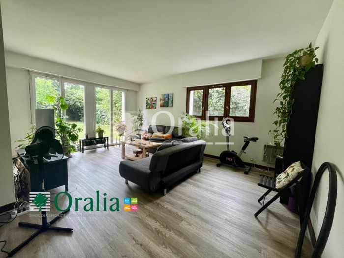 Image 2 sur 8 - Maison/villa  ·  Location · Bruges (33520) · 5 pièces · 133m²