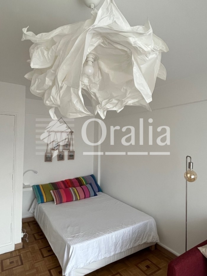 Image 2 sur 11 - Appartement  ·  Location · Marseille (13006) · 1 pièce · 30m²