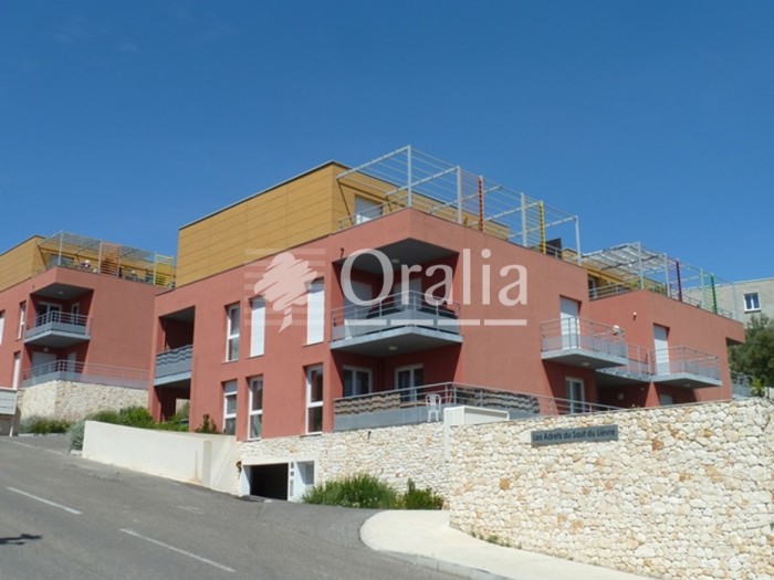Image 1 sur 10 - Appartement  ·  Location · Nimes (30900) · 3 pièces · 59m²