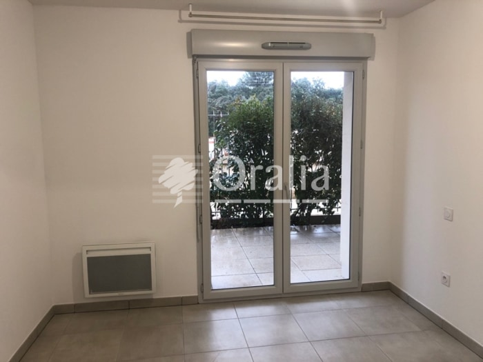 Image 6 sur 10 - Appartement  ·  Location · Castries (34160) · 3 pièces · 57m²