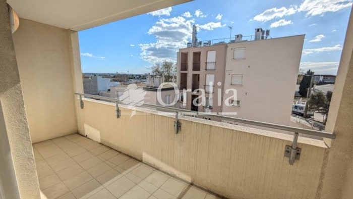 Image 9 sur 10 - Appartement  ·  Location · Nimes (30900) · 2 pièces · 46m²