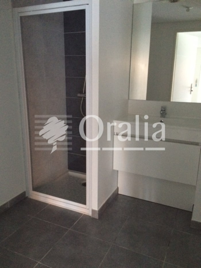 Image 7 sur 10 - Appartement  ·  Location · St Jean De Vedas (34430) · 1 pièce · 35m²