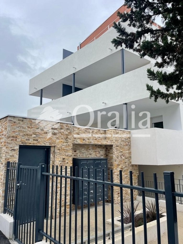 Image 1 sur 10 - Appartement  ·  Location · Montpellier (34080) · 1 pièce · 38m²